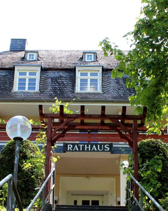 FB Vorlage Rathaus - 1